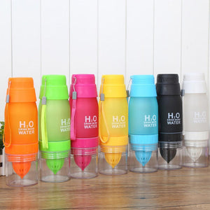 Multifunction Portable Lemon Orange Juicer Cup Travel Manual Juicer Bottle Fruit Squeezer Kitchen Accessories Juicer Bottle